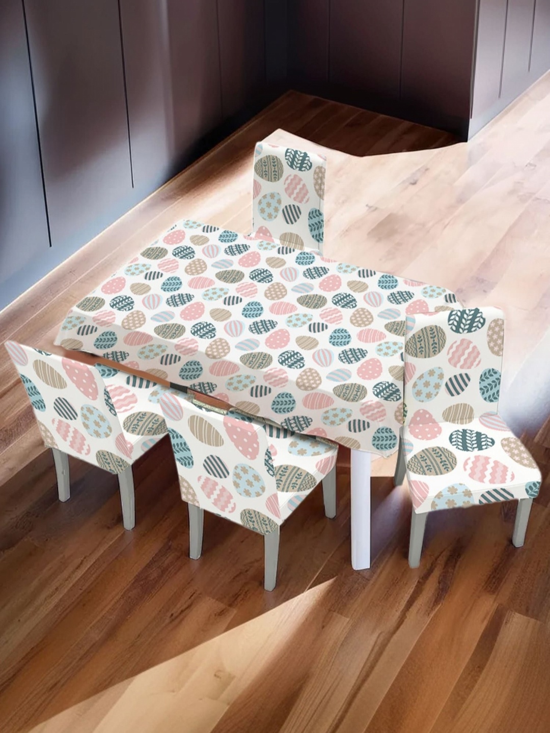 

UMAI White & BLue 5 Pieces Easter Egg Printed 4 Seater Chair Covers & Table Cover
