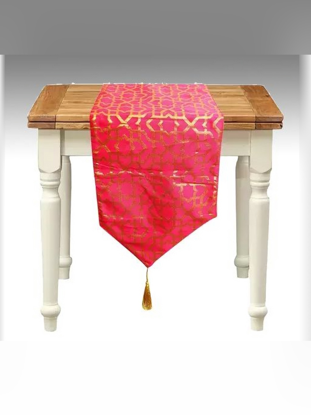 

Pink Parrot Pink & Yellow-Coloured Printed Table Runner