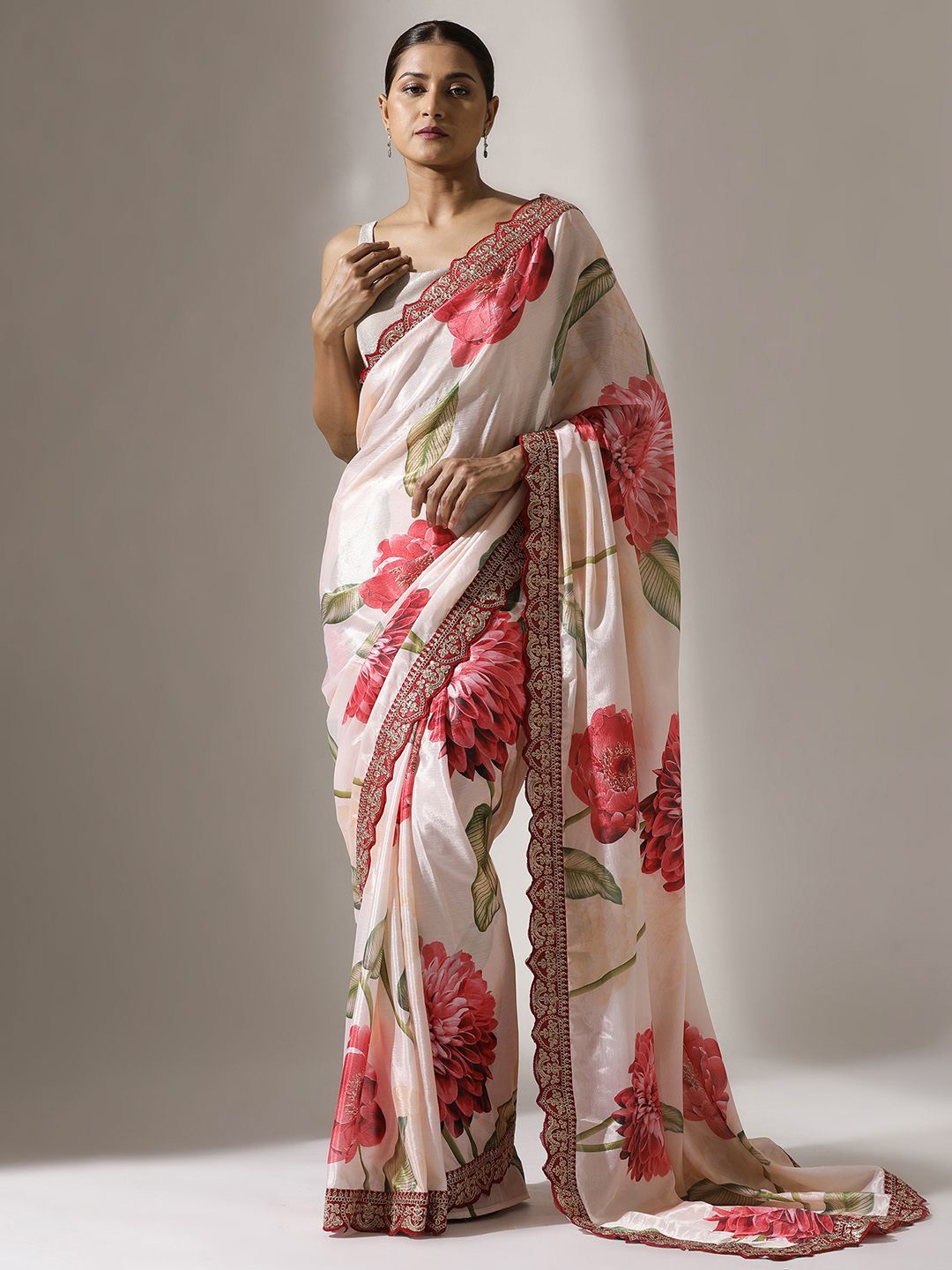 

Qahal Floral Printed Saree With Blouse Piece, White