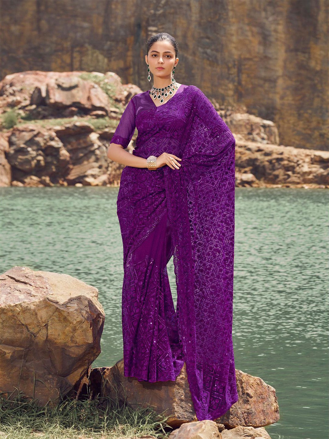 

ODETTE Embroidered Sequinned Net Saree, Purple