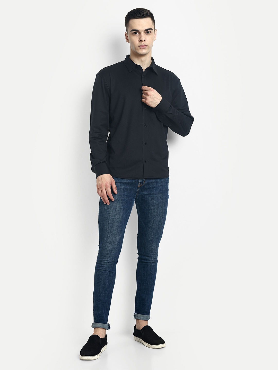 

PANDORNA Men Straight Spread Collar Solid Casual Shirt, Black
