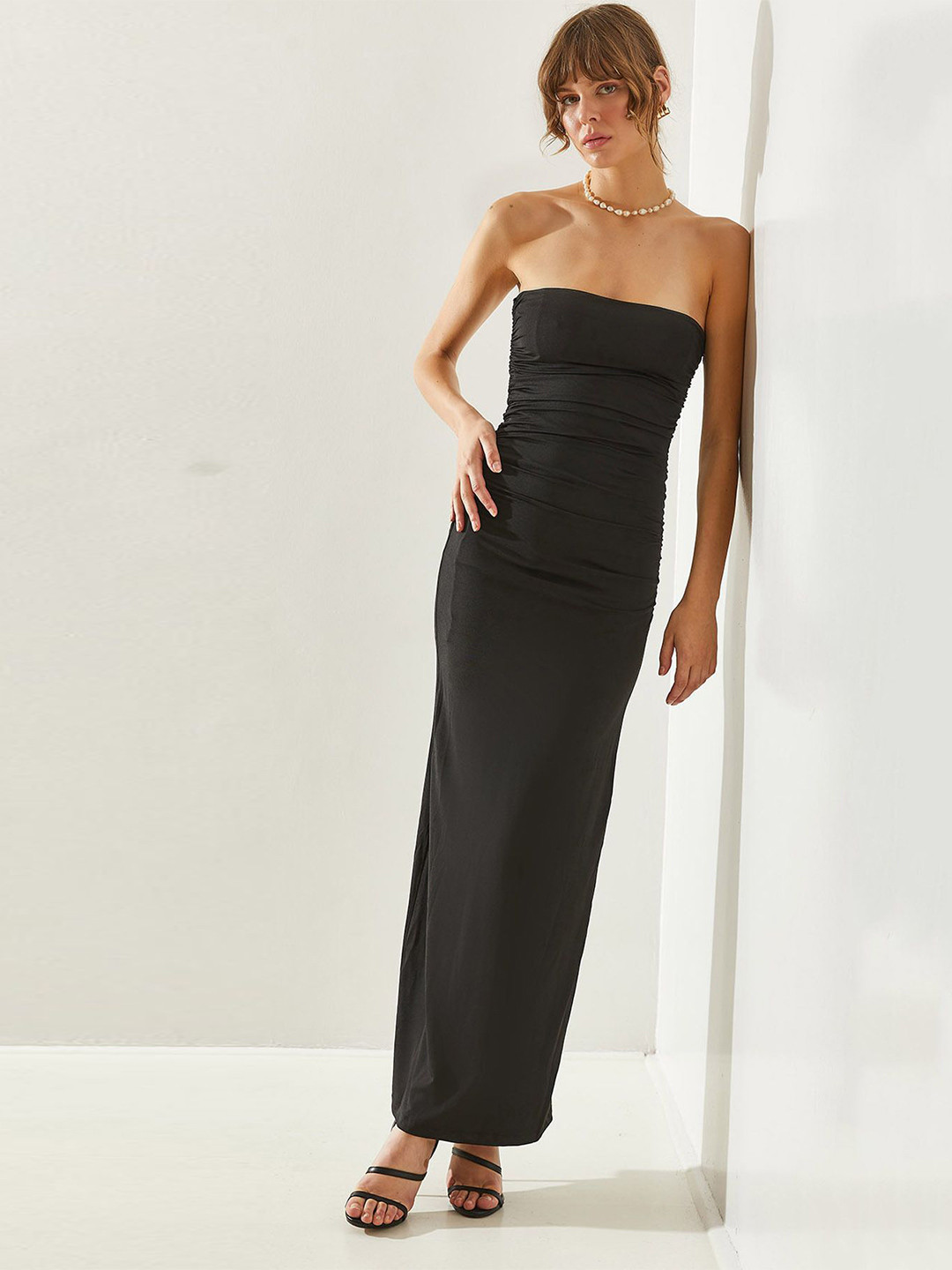 

BIANCO LUCCI Solid Off-Shoulder Maxi Dress, Black