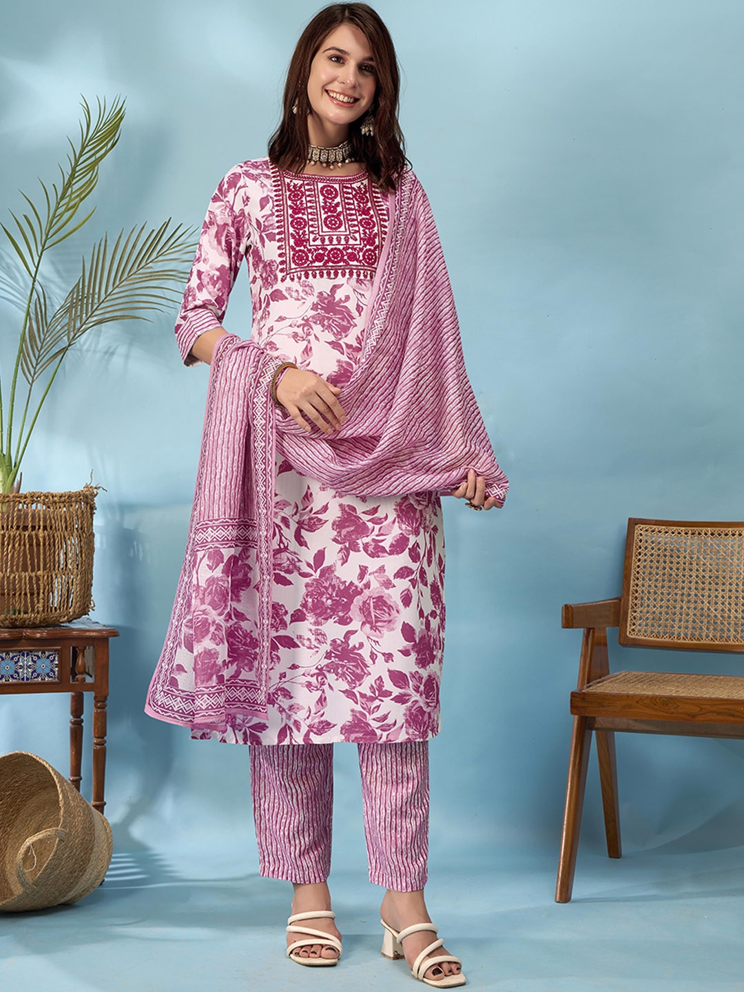 

Anouk Pink Floral Printed Regular Thread Work Viscose Rayon Kurta with Trousers & Dupatta