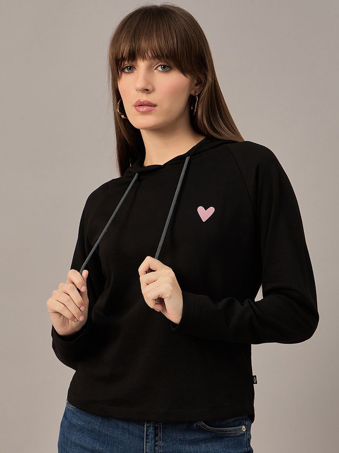 

The Roadster Lifestyle Co Solid Sweatshirt, Black