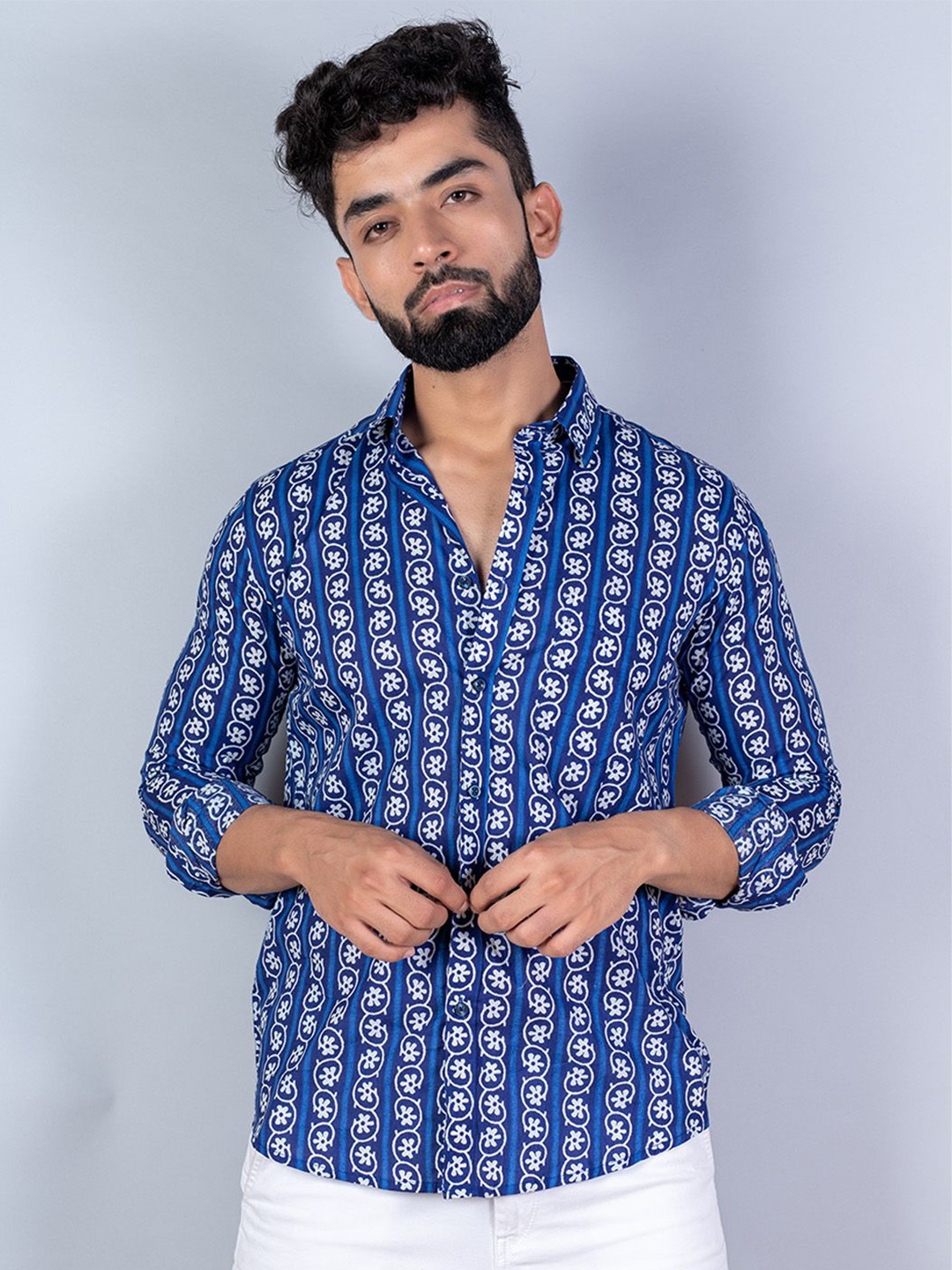 

Tistabene Men Standard Spread Collar Abstract Printed Cotton Casual Shirt, Blue