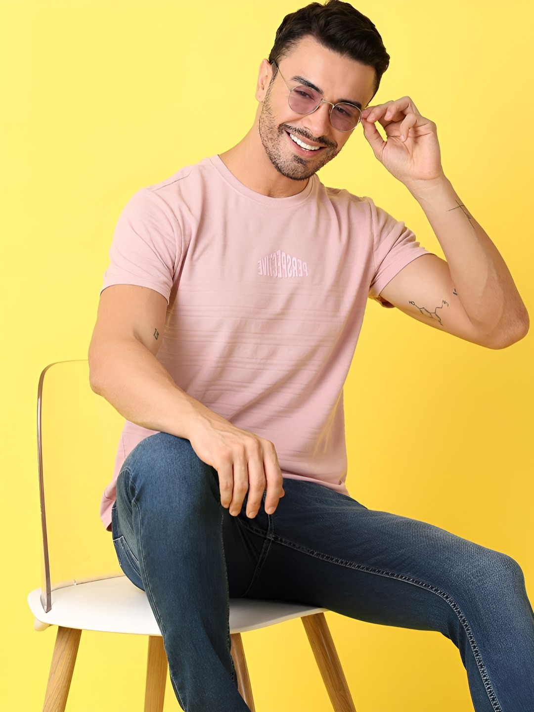 

V-Mart Men Floral Striped Slim Fit T-shirt, Peach