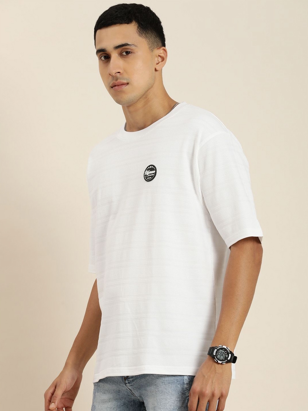 

Difference of Opinion Men Solid Round Neck Cotton Oversized T-Shirt, White