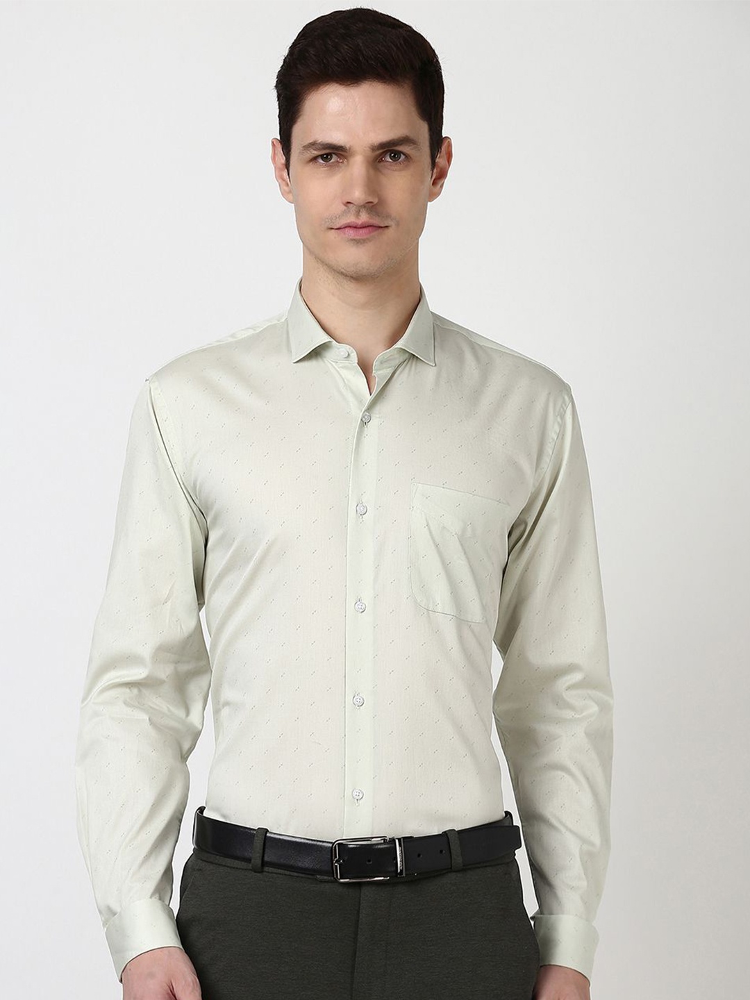 

Peter England Men Spread Collar Solid Cotton Formal Shirt, Green