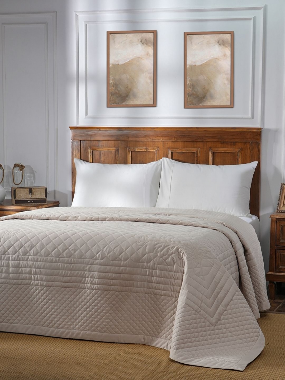 

MASPAR Acanthus Serenity Beige Printed 150GSM Cotton Double Queen Quilt