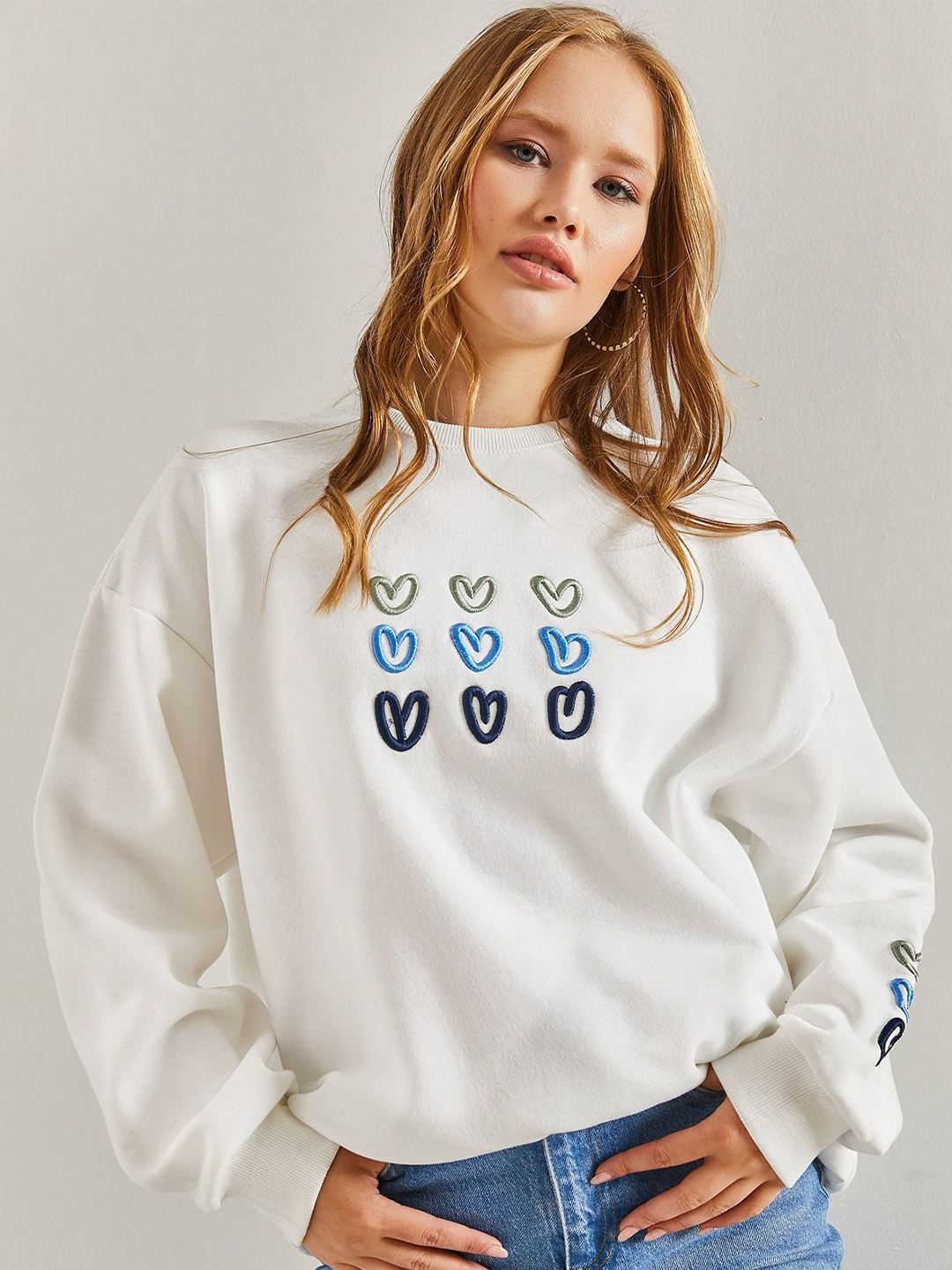 

BIANCO LUCCI Women Graphic Printed Pure Cotton Sweatshirt, White