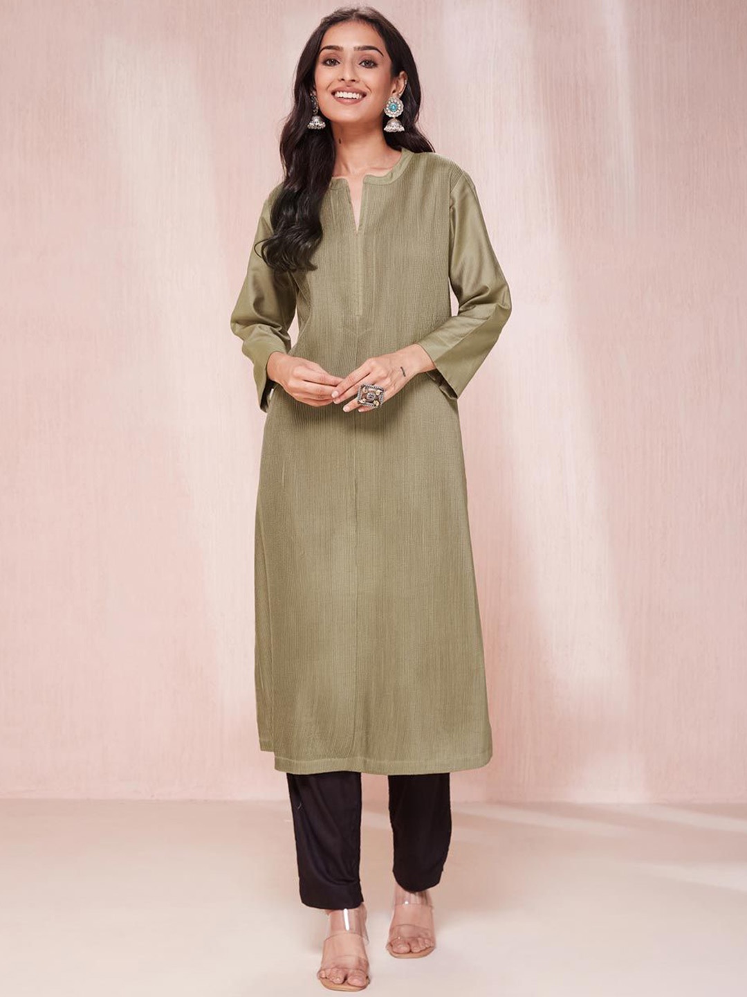 

Fabindia Striped Woven Design Notch Neck Straight Kurta, Olive