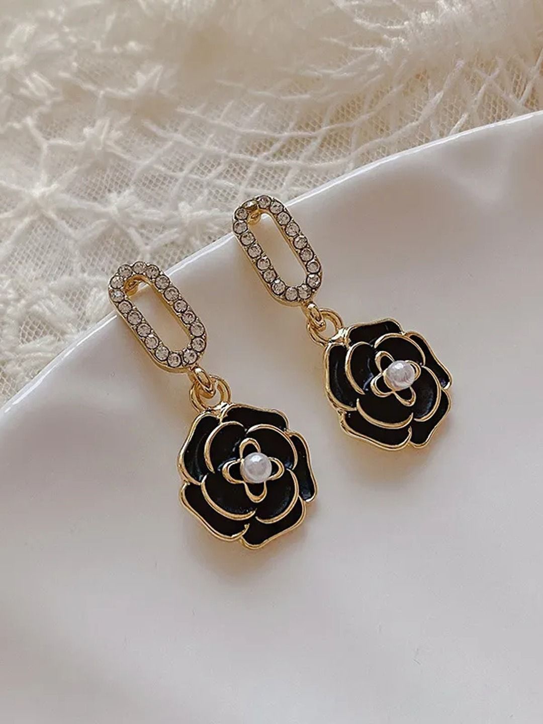 

FIMBUL Gold-Plated Stainless Steel Contemporary Drop Earrings, Black