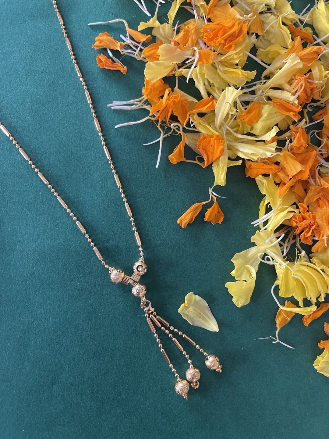 

Digital Dress Room Gold-Plated Necklace