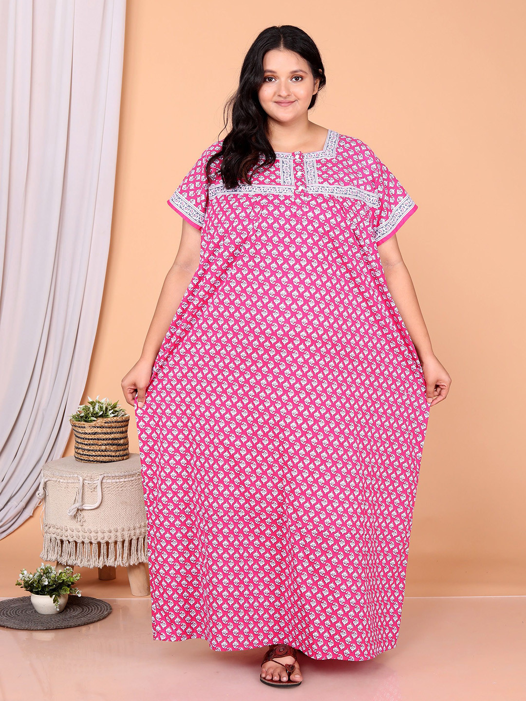 

JAIPZZ APPARELS Printed Maxi Nightdress, Pink