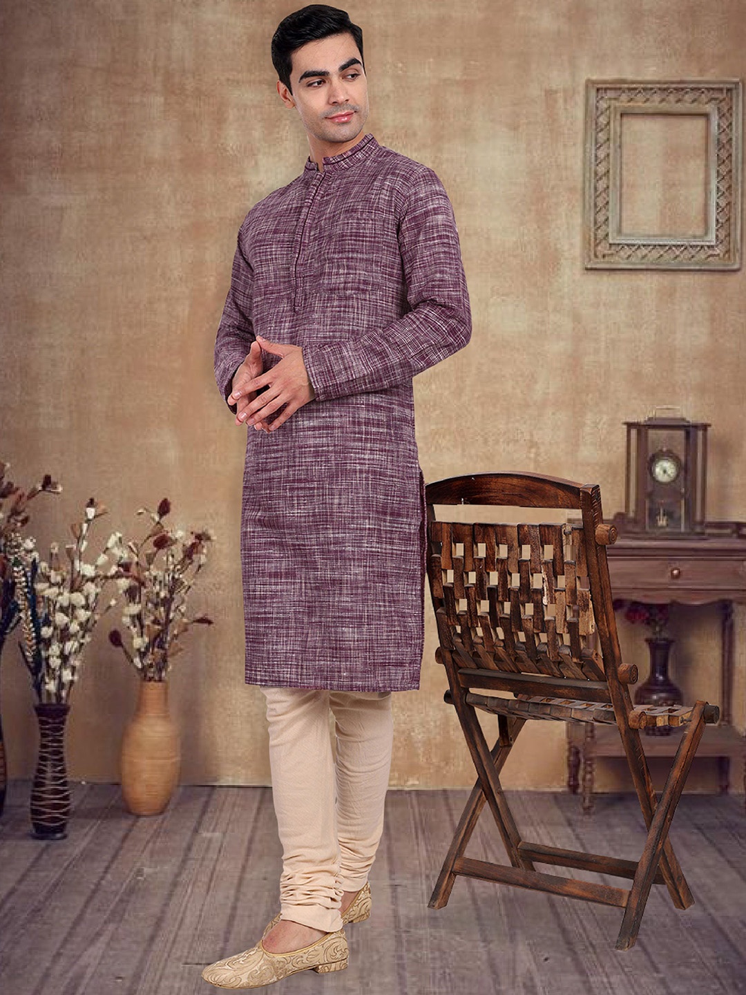 

Tesmare Woven Design Mandarin Collar Long Sleeves Khadi Straight Short Kurta, Fuchsia