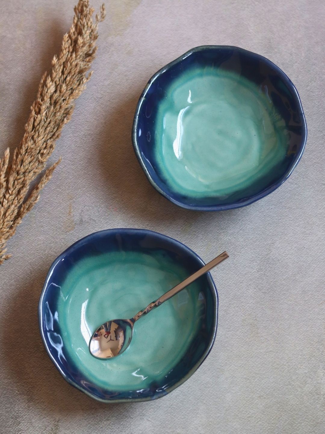 

WEAVING HOMES Teal Green & Blue 2 Pieces Textured Ceramic Serving Bowl