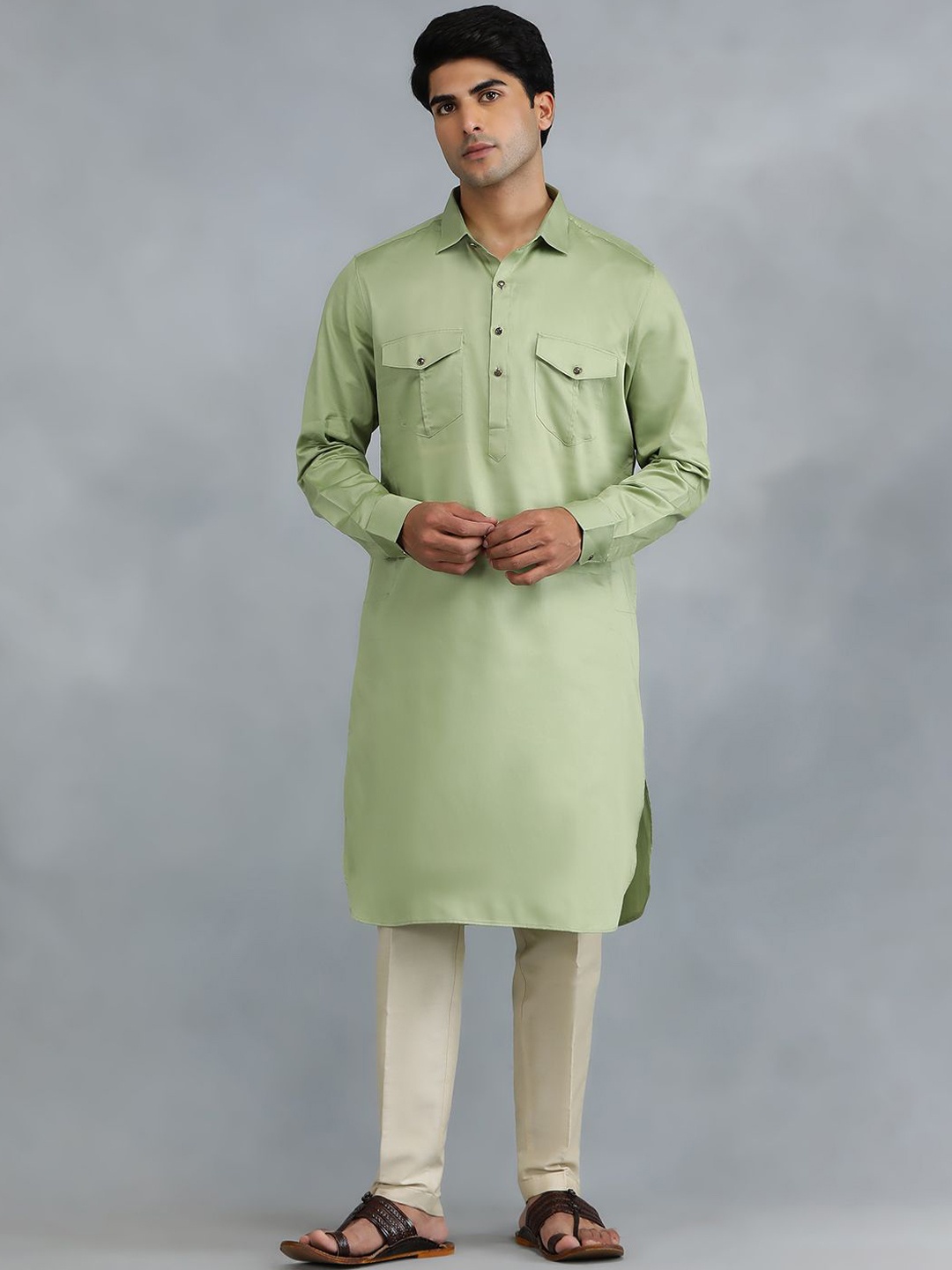 

THE KURTA COMPANY Mandarin Collar Pathani Kurta, Green