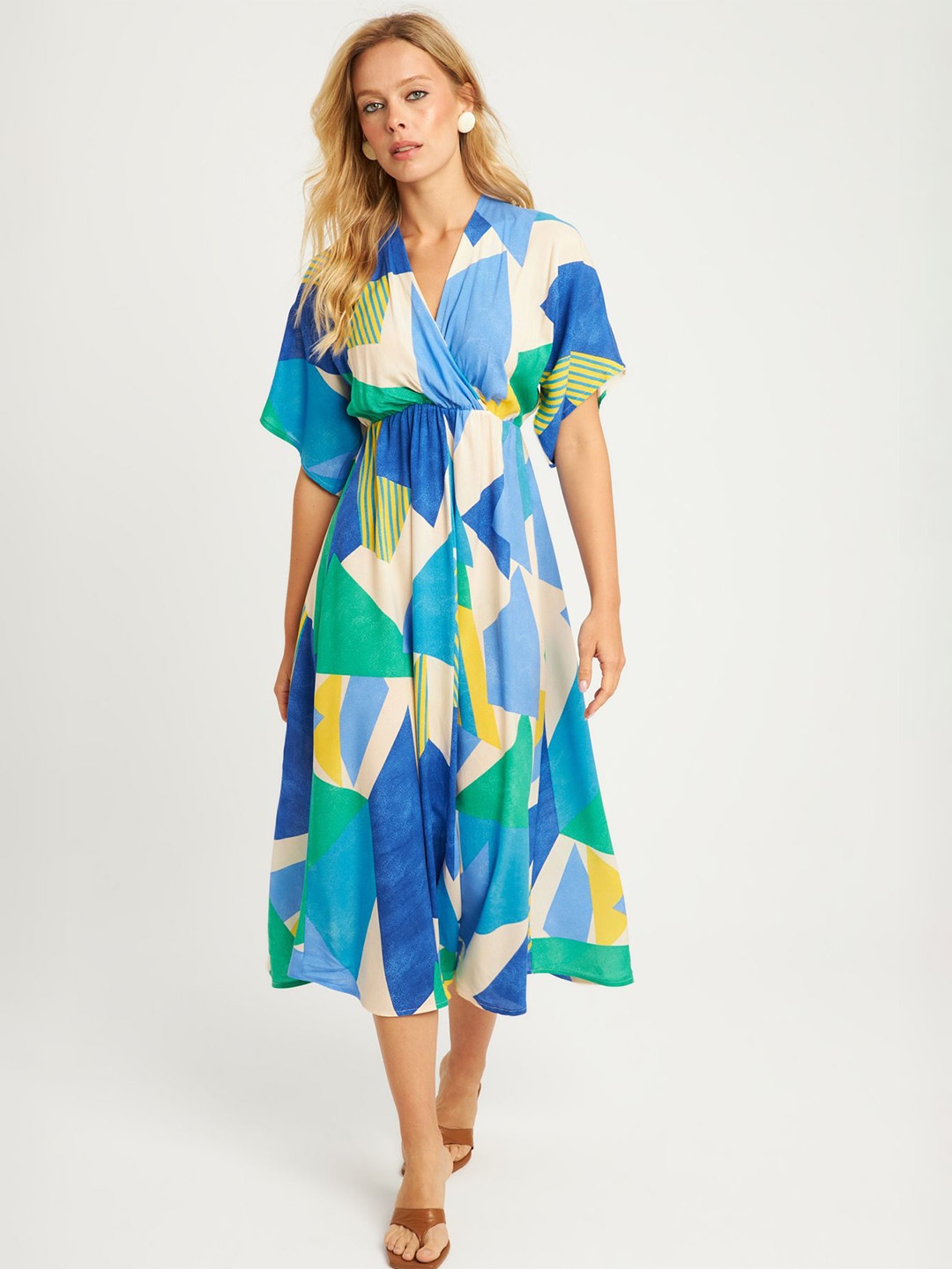 

Cool & Sexy Print Flared Sleeve Shirt Midi Dress, Na