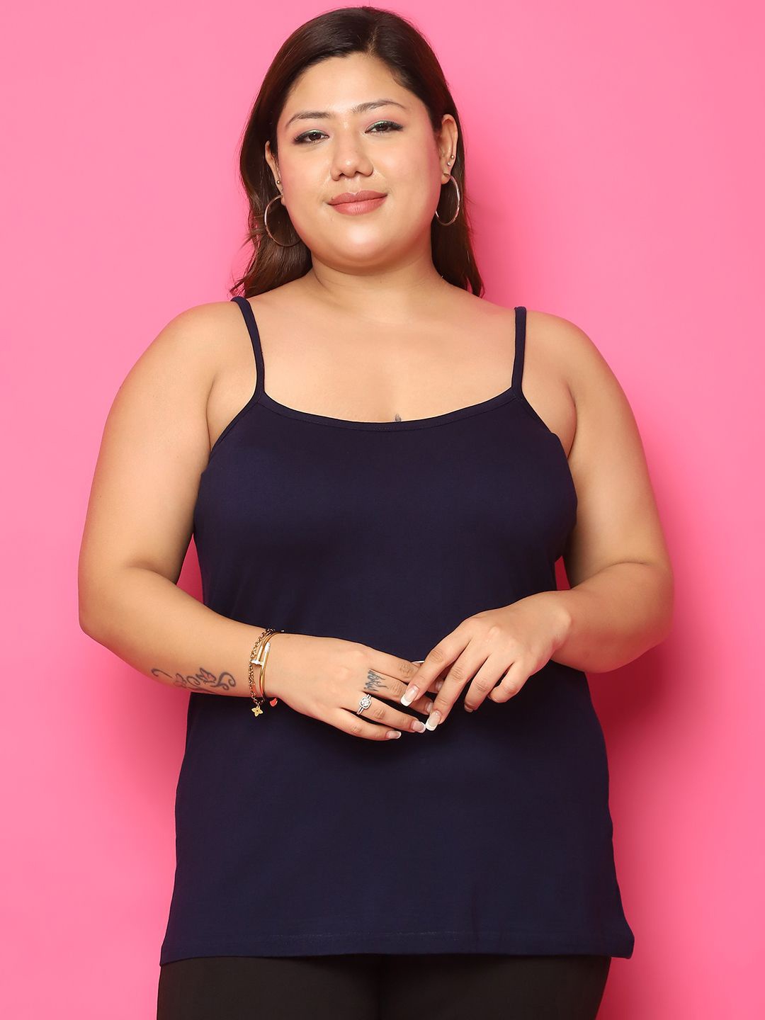 

theRebelinme Plus-Size Straight-Neck Camisoles, Navy blue