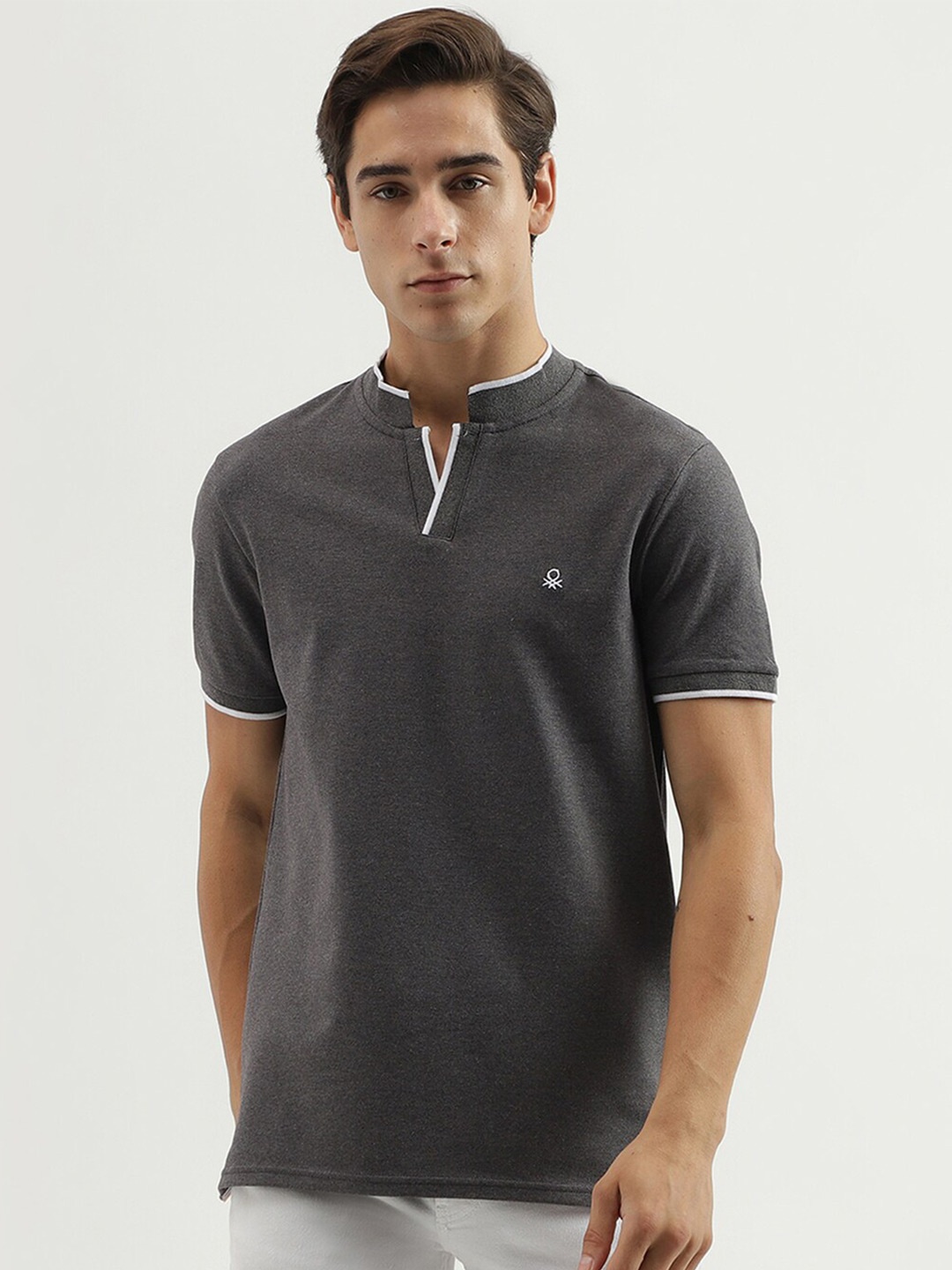 

United Colors of Benetton Henley Neck Cotton Regular T-shirt, Grey