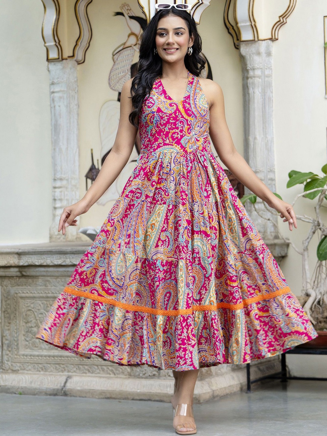 

HIVDO Women Floral Striped Anarkali Kurta, Pink