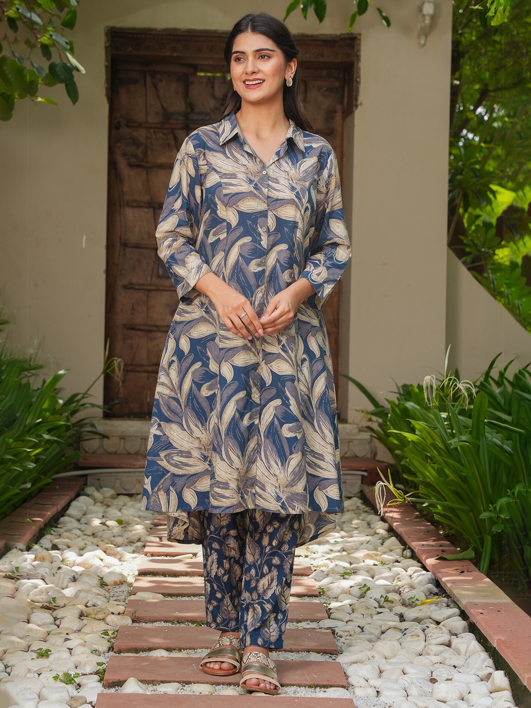 

Aramya Floral Printed Cotton High Low Kurta, Blue