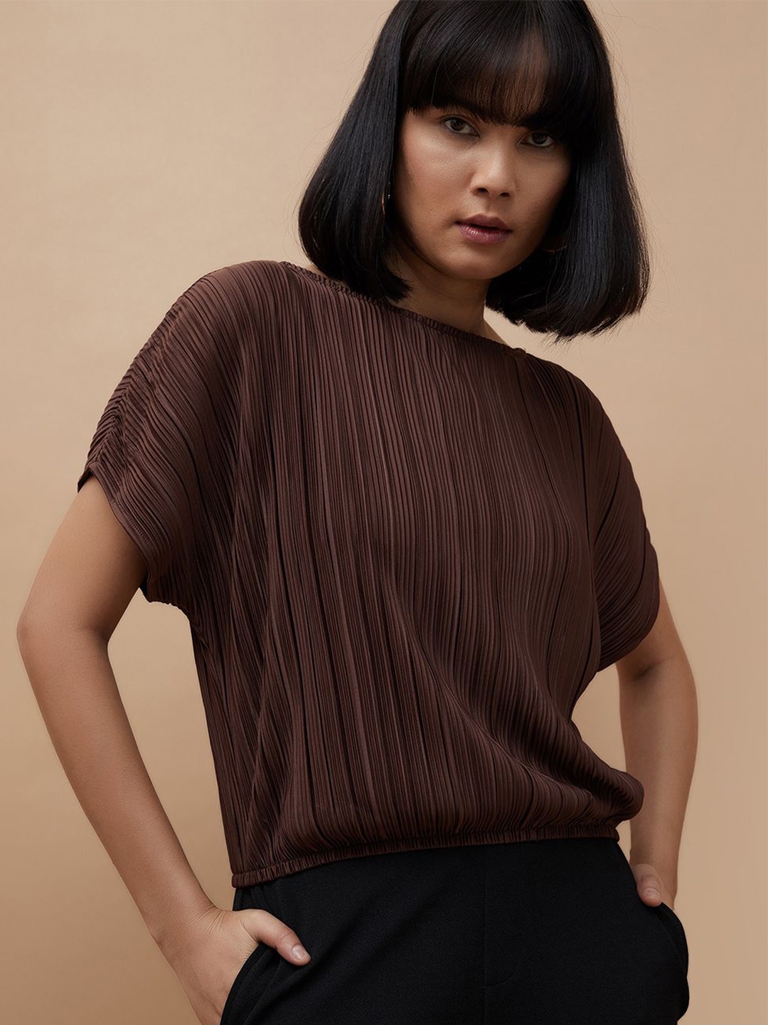 

CODE by Lifestyle Extended Sleeves Top, Brown
