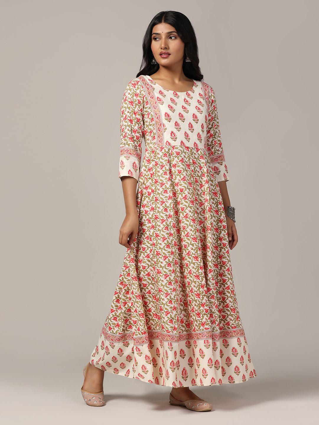 

BAESD Floral Printed Round Neck Cotton Anarkali Kurta, Cream