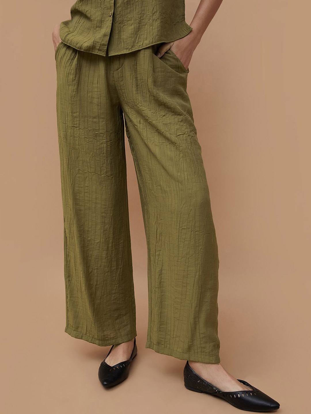 

CODE by Lifestyle Women Textured Pleated Parallel Trousers, Olive