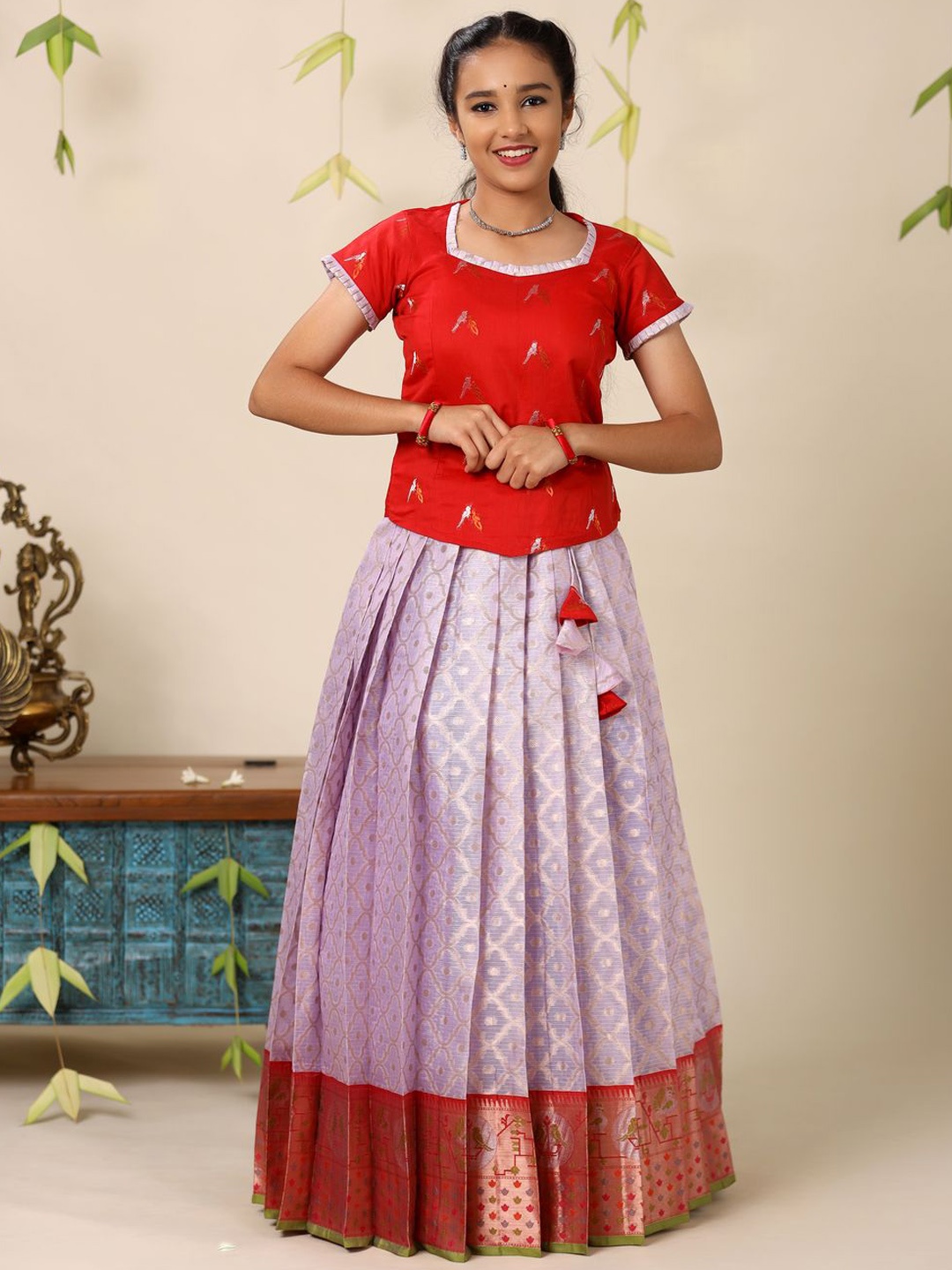 

SHIVANGI clothing Girls Lehenga Choli, Lavender