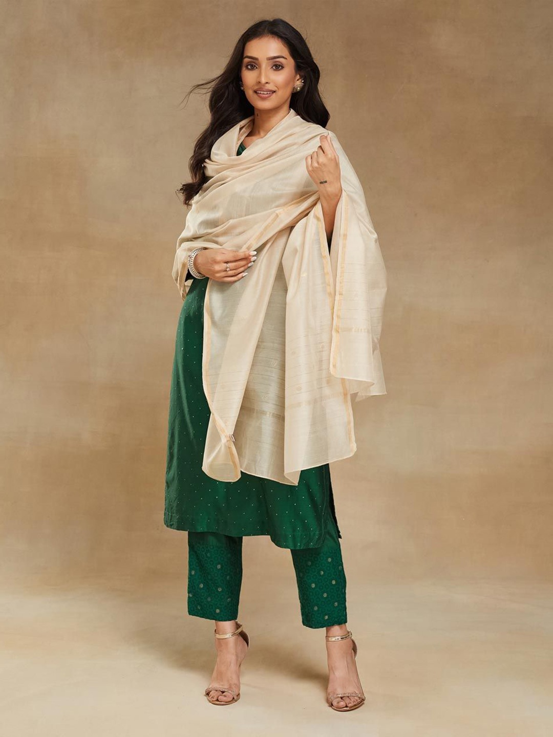 

Fabindia Geometric Woven Design Cotton Silk Dupatta, Beige