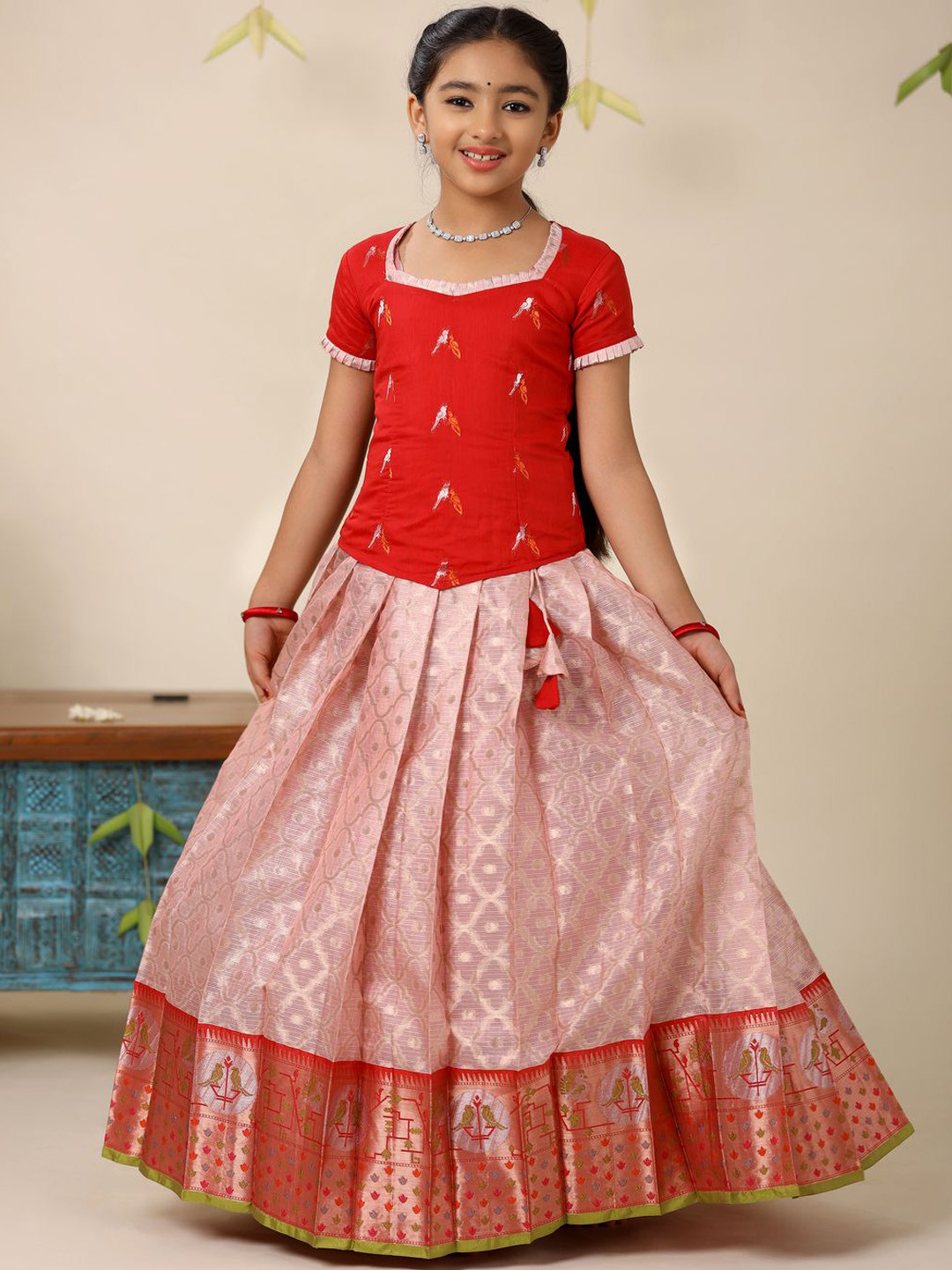 

SHIVANGI clothing Girls Woven Design Lehenga Choli, Pink