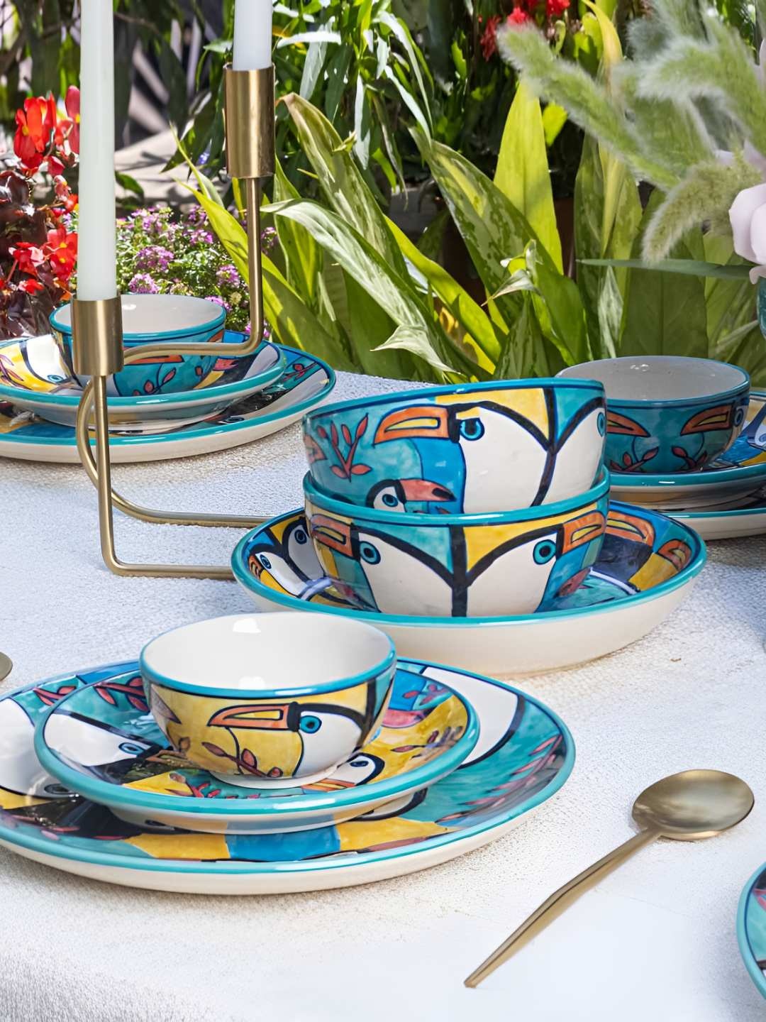 

AMALAFIEE CERAMICS Blue & Yellow 10 Pieces Textured Dinner Set