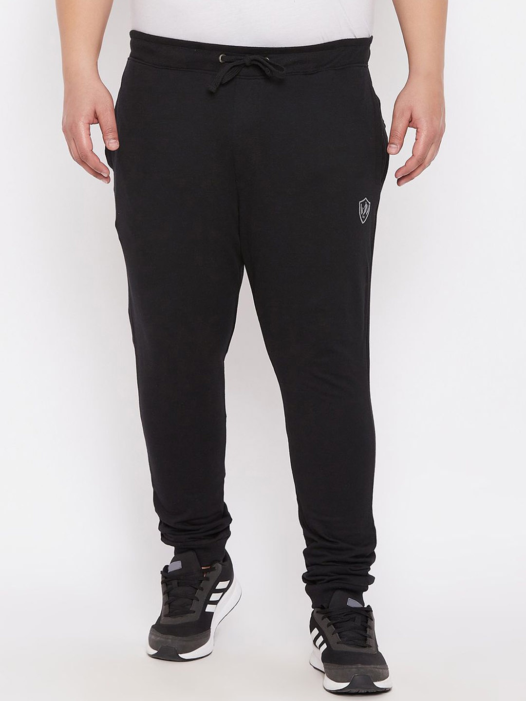 

ARDEUR Men Self Design Mid-Rise Joggers, Black