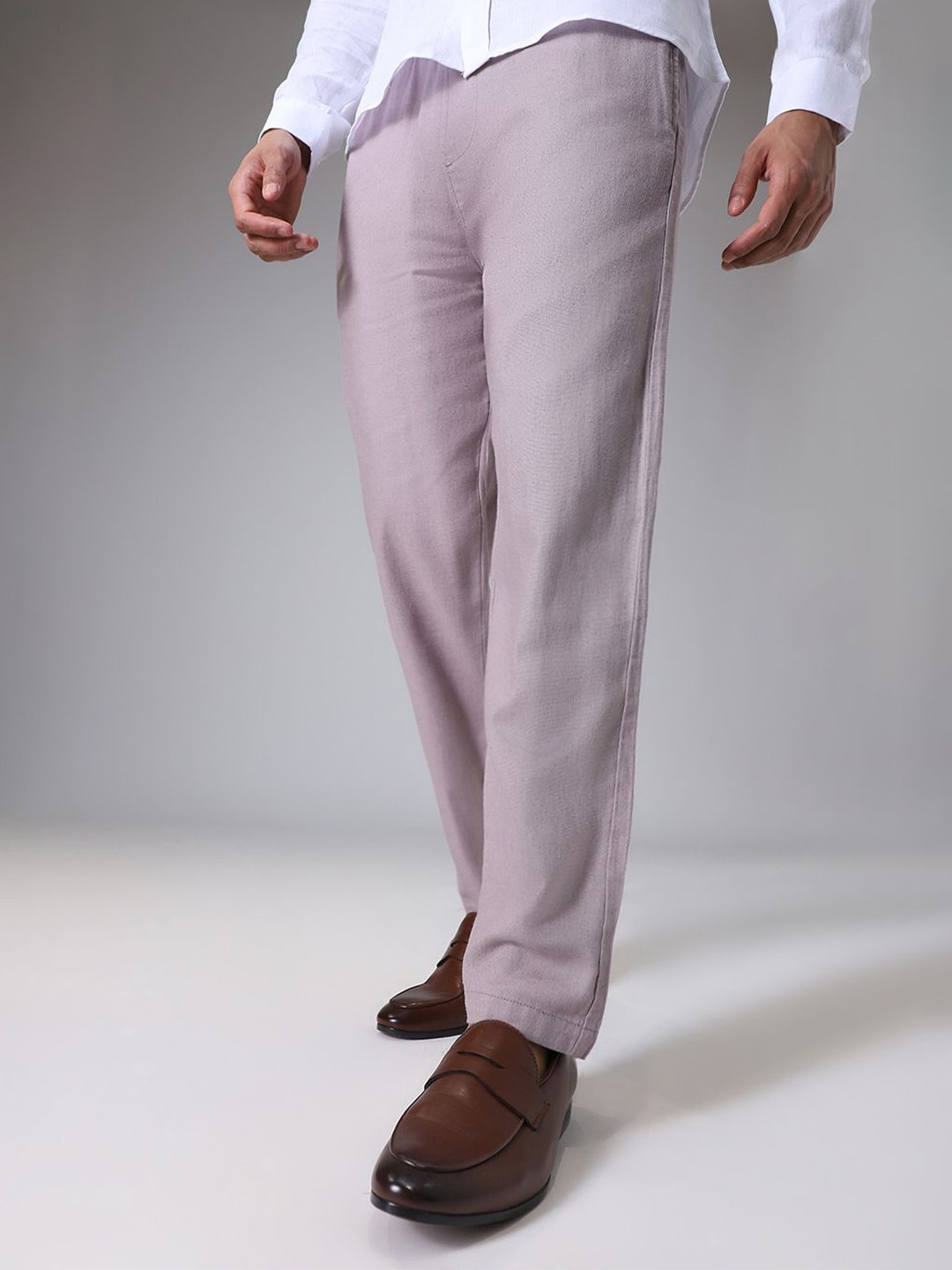 

Banana Club Men Relaxed Mid Rise Trousers, Lavender