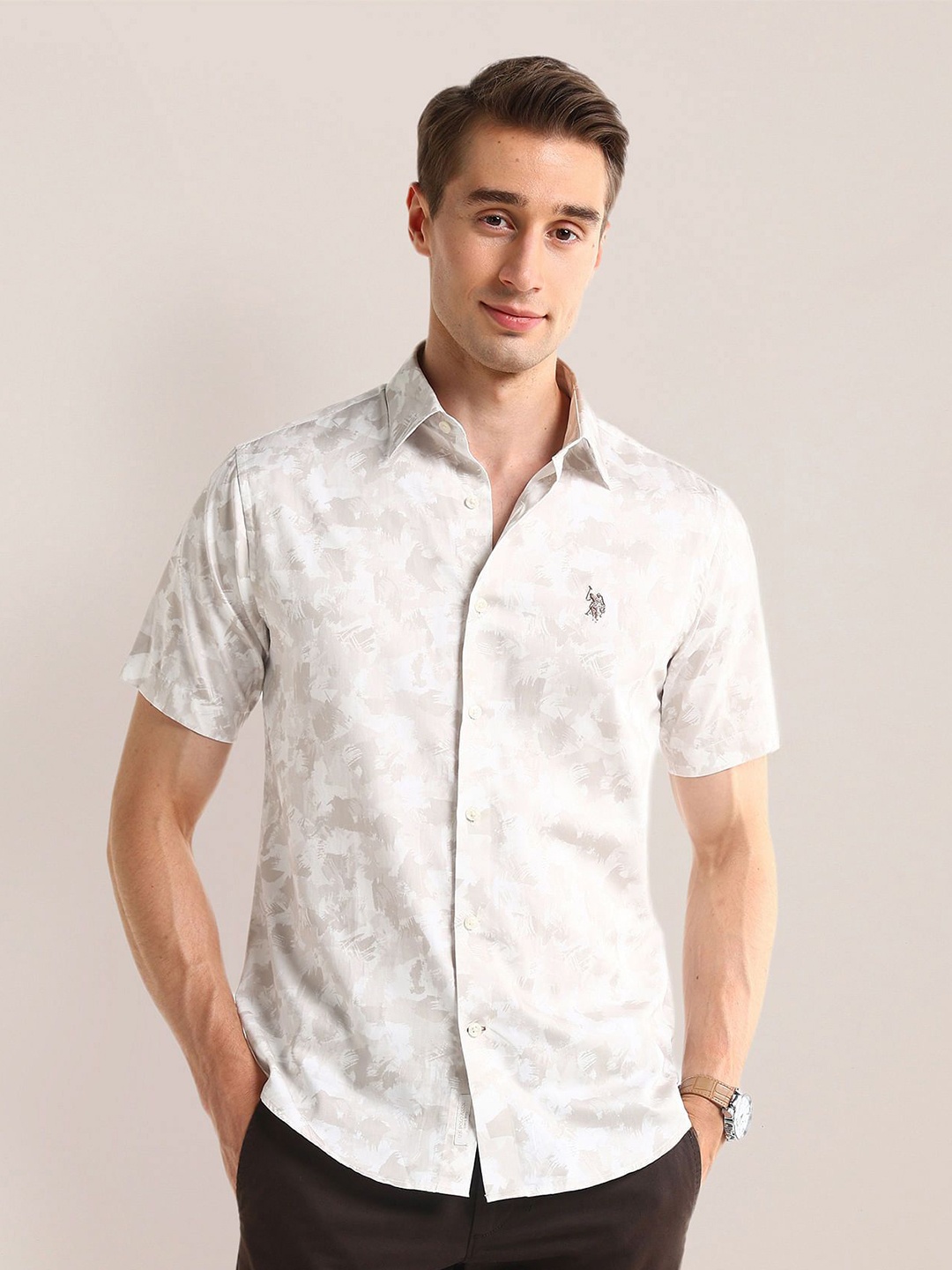 

U.S. Polo Assn. Men Classic Opaque Printed Casual Shirt, Beige