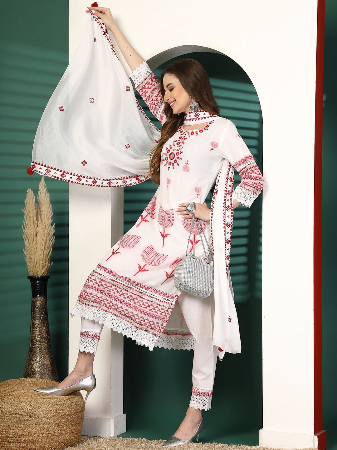 

Ramas Ethnic Motifs Embroidered Pure Cotton Straight Kurta & Trousers With Dupatta, White