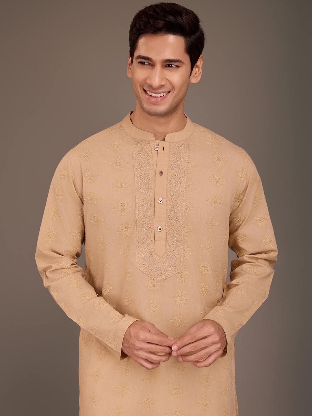 

House of Pataudi Ethnic Motifs Embroidered Chikankari Pure Cotton Kurta With Trousers, Beige