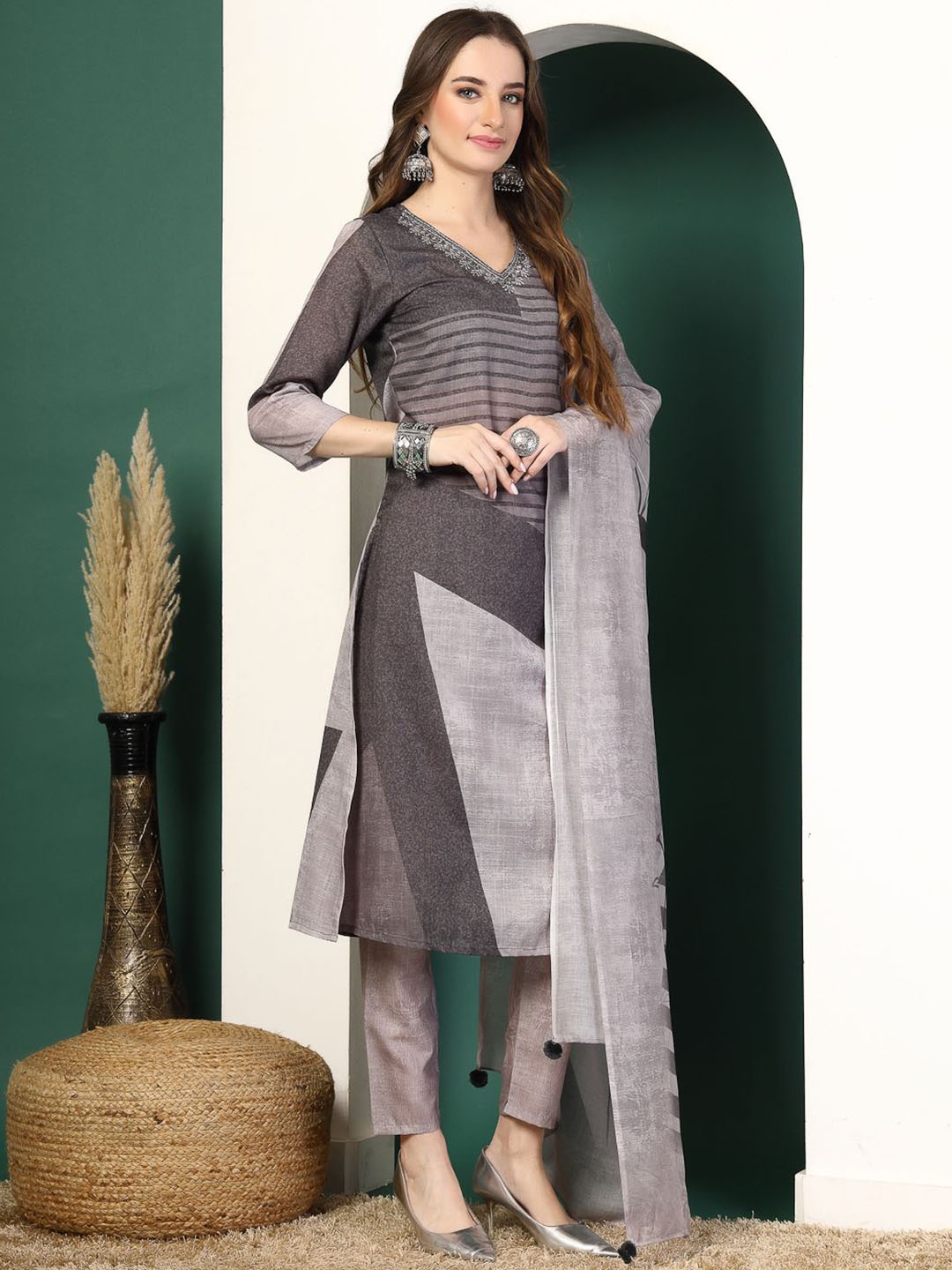 

Ramas Geometric Embroidered Mirror Work Straight Kurta & Trousers With Dupatta, Grey