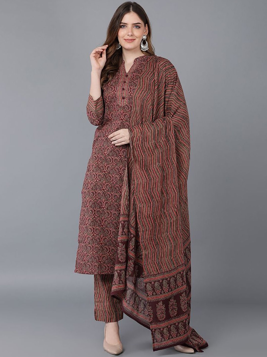 

Anouk Ethnic Motifs Printed Regular Straight Kurta with Trousers & Dupatta, Maroon