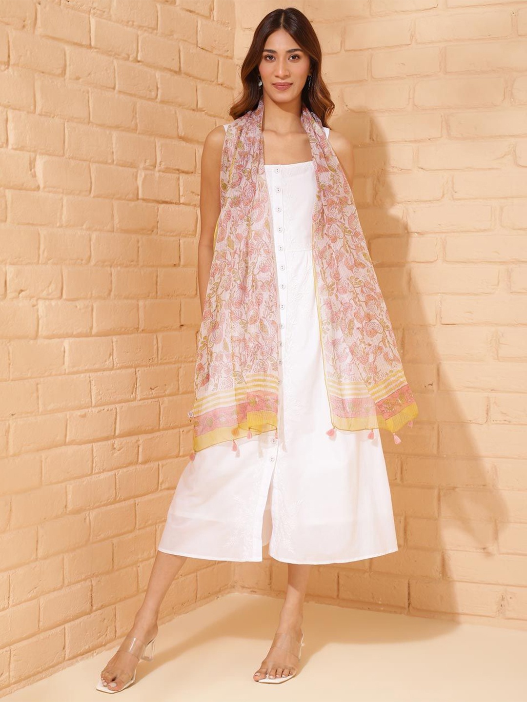 

Fabindia Women Printed Stole, Pink