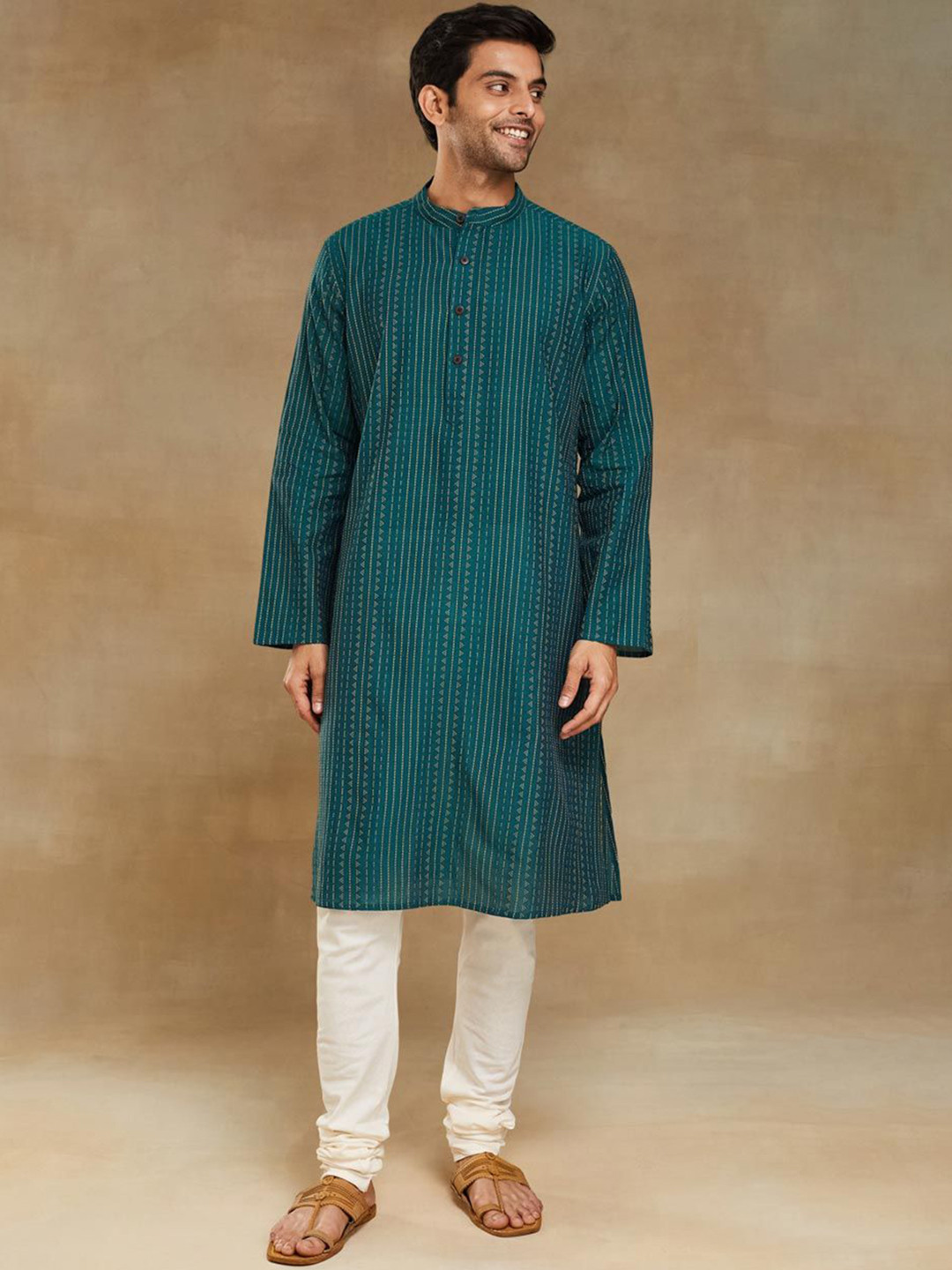 

Fabindia Geometric Printed Band Collar Pure Cotton Straight Kurta, Green