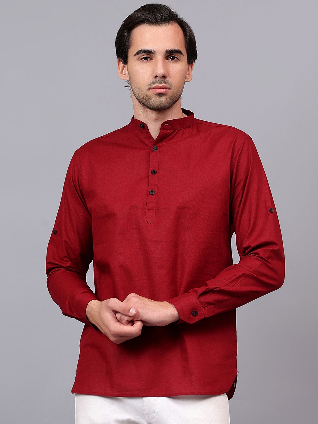 

Yugnik Mandarin Collar Roll-Up Sleeves Pure Cotton Short Kurta, Maroon