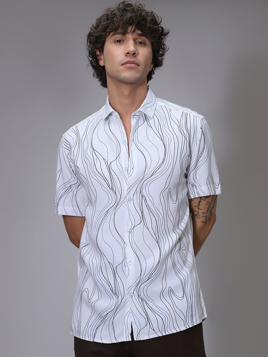 

Banana Club Men Classic Opaque Printed Casual Shirt, White