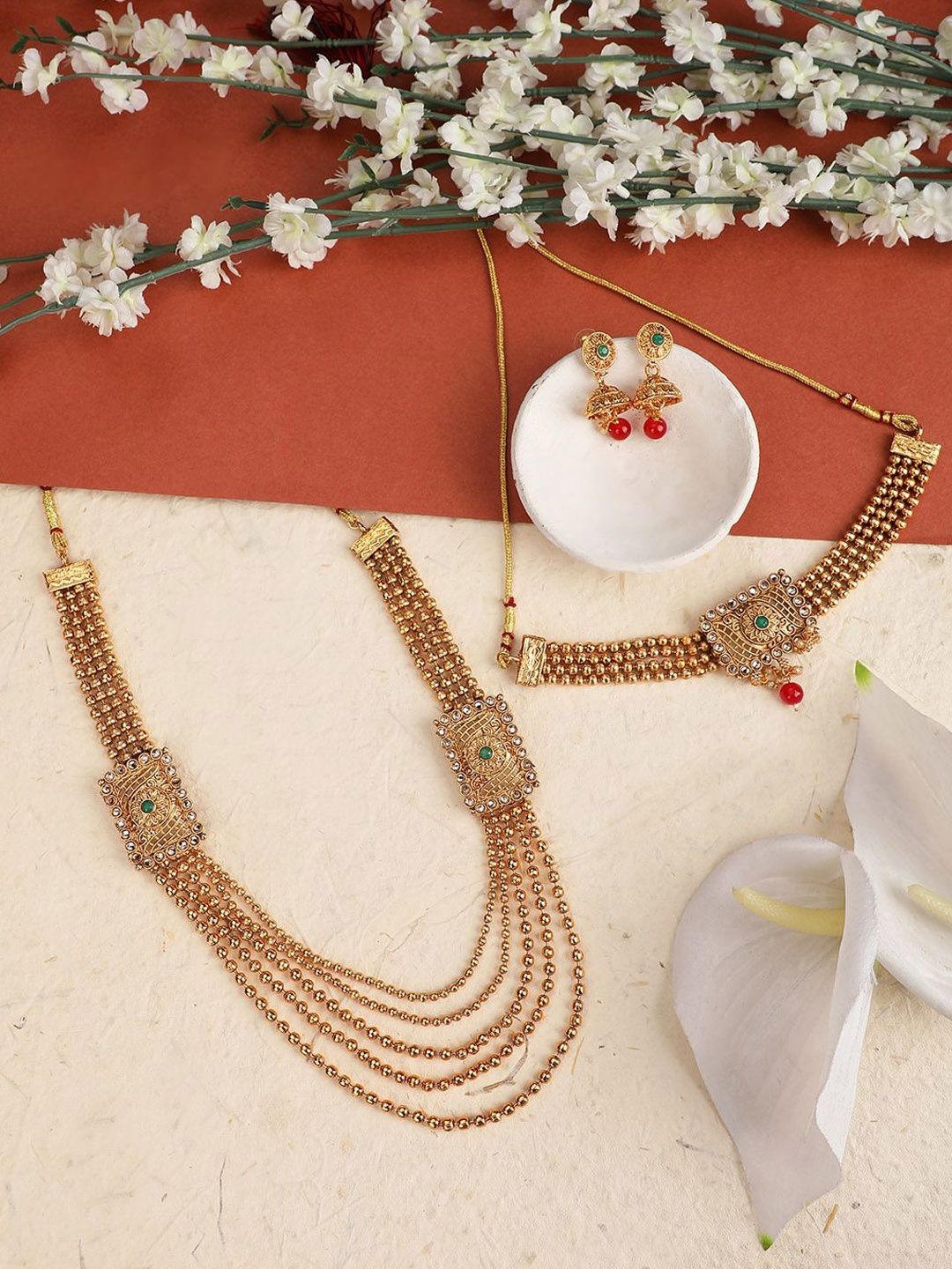 

MODE MANIA Gold-Plated Stone Studded & Beaded Jewellery Set