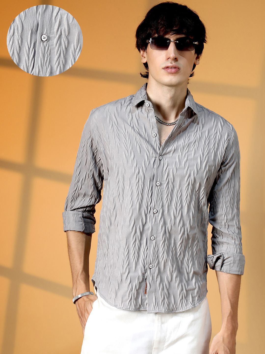 

Campus Sutra Men Comfort Spread Collar Solid Casual Shirt, Grey