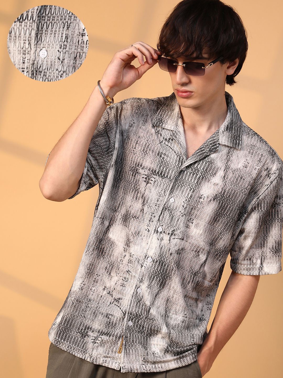 

Campus Sutra Men Comfort Cuban Collar Abstract Printed Oversized Casual Shirt, Multi