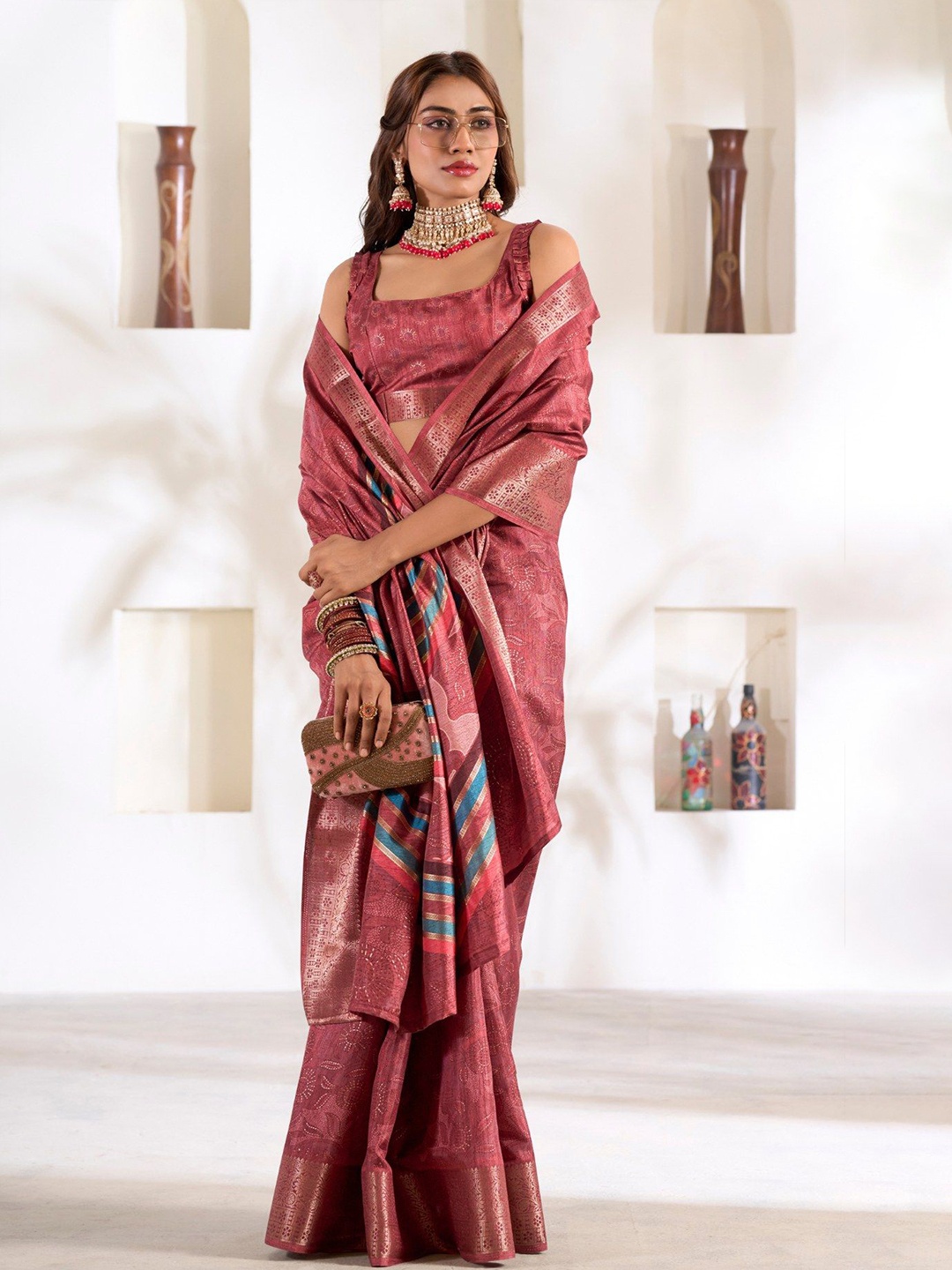 

MySilkLove Ethnic Motifs Zari Silk Blend Saree, Maroon