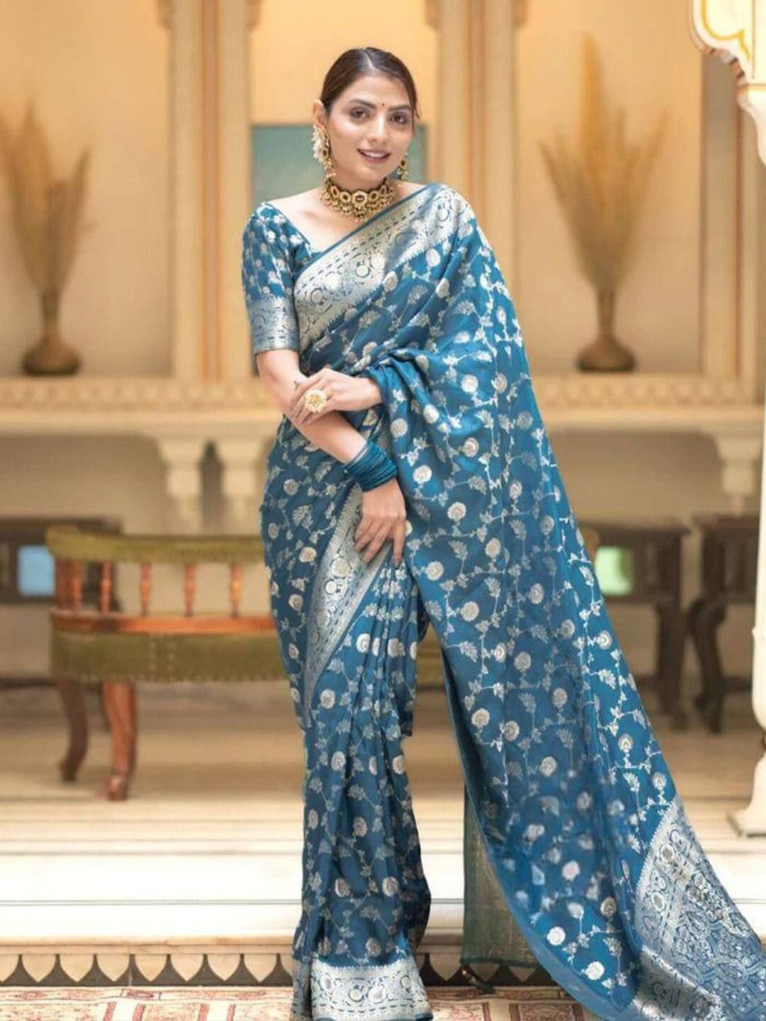 

Sanwariya Silk Woven Design Zari Banarasi Saree, Teal
