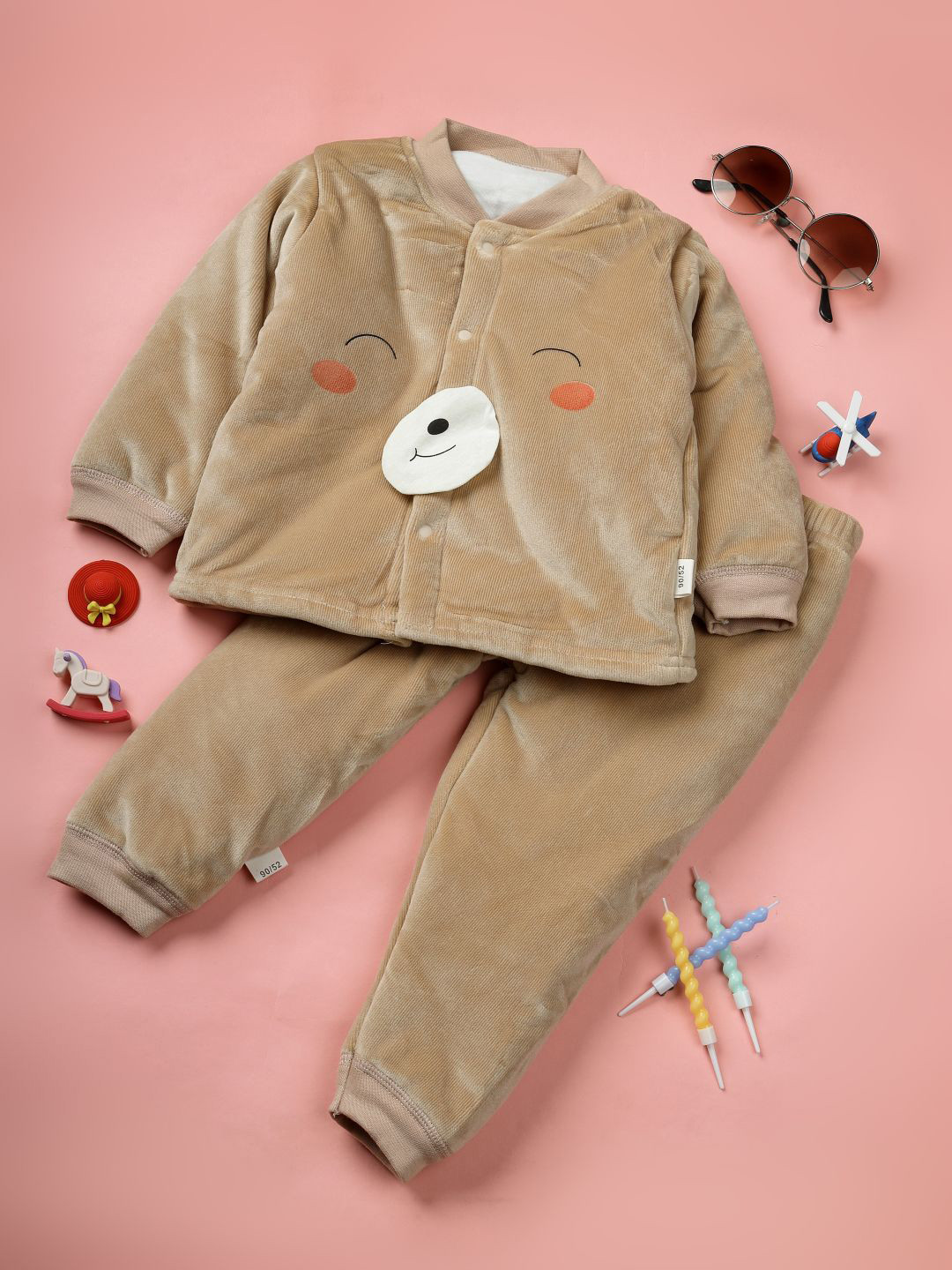 

NEUDIS Girls Sweatshirt With Joggers, Brown